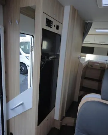 Tatil Evi Camper Wohnmobil Sunlight I68 Sankt Georgen im Attergau